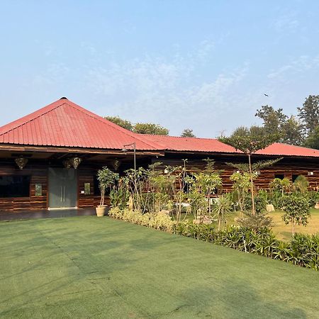 Вилла The Green Wood Palace I Farm House I Wedding I Party I 87Oo2O5865 Гургаон Экстерьер фото