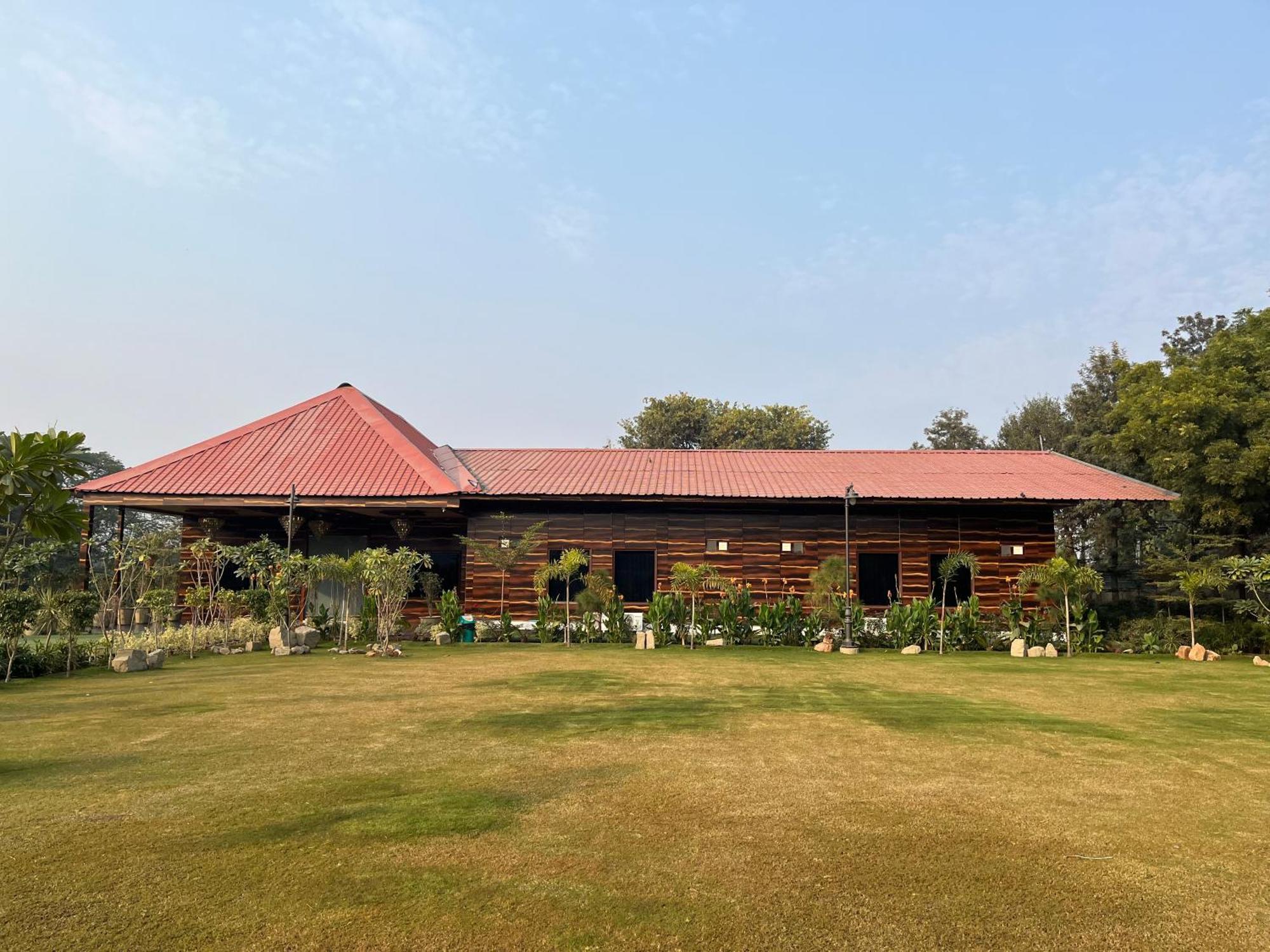 Вилла The Green Wood Palace I Farm House I Wedding I Party I 87Oo2O5865 Гургаон Экстерьер фото